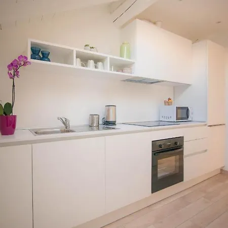 Holiday home Comonfive