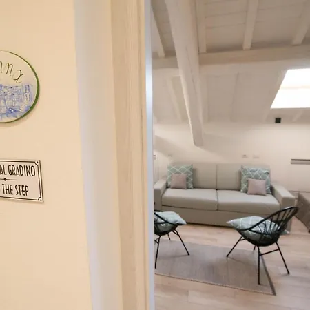 Holiday home Comonfive